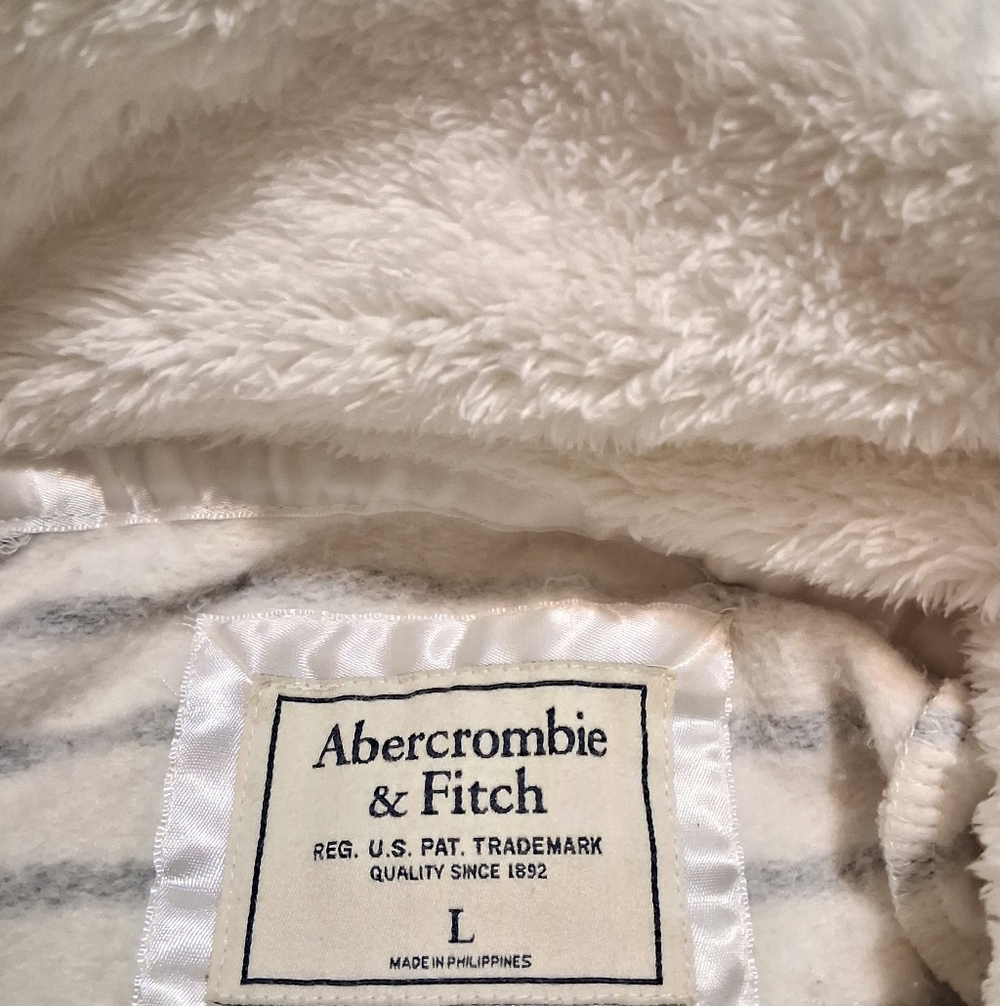 Abercrombie & Fitch Striped Cowl Neck Sweater Fleece Cream/ Gray SzL Sherpa - Picture 2 of 13